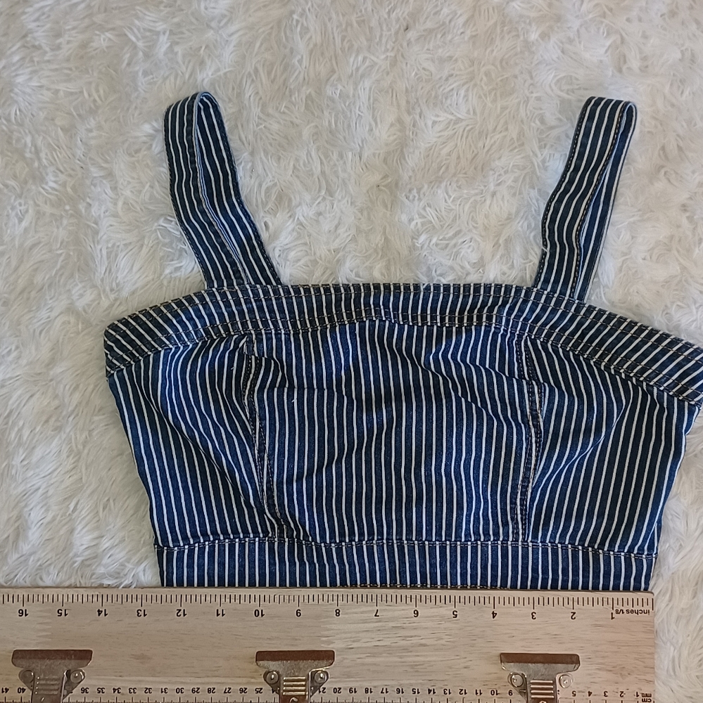 Crop top - Picture 6 of 10